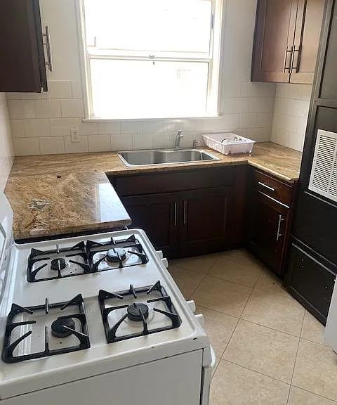 617 Kelton Ave #617 — Photo 14