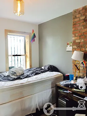 Rented by Brooklyn Key | media 39