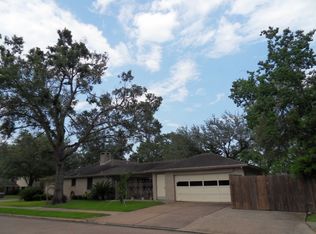 2002 Seakale Ln, Houston, TX 77062