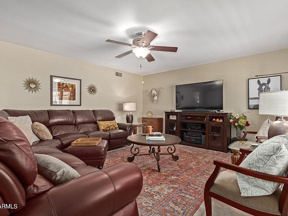 5th image of 9543 W COUNTRY CLUB Drive