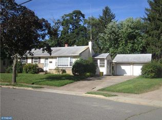 13 Fleetwood Dr, Hamilton, NJ 08690