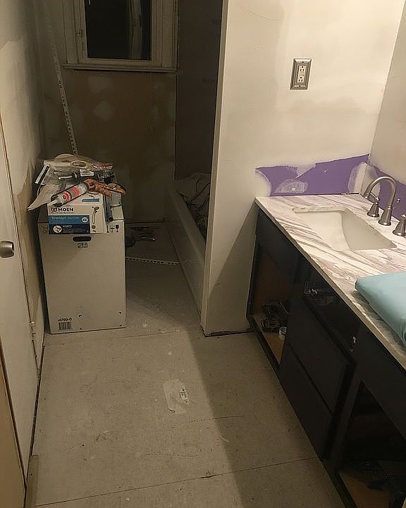 2nd image of 929 Washington Ave
