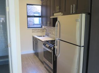 3048 Steinway St, Astoria, NY 11103
