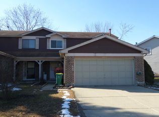 1495 Chippewa Trl, Wheeling, IL 60090