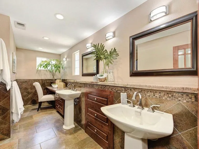 12341 Torrey Pines Dr — Photo 20