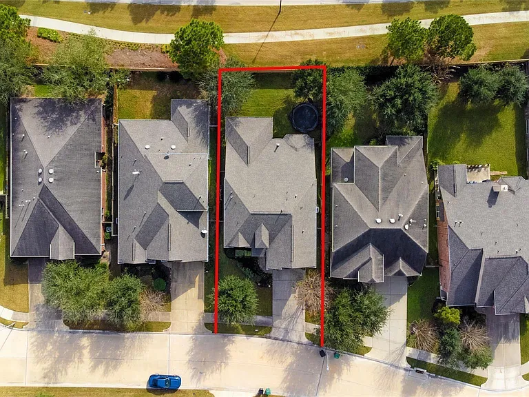 26315 Cedar Pine Dr — Photo 2