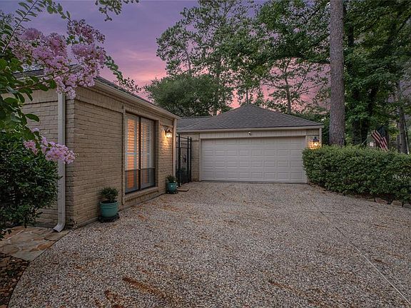 3rd image of 3302 Village Falls Ct