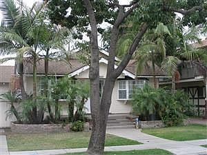 5th image of 2110 E Florida St