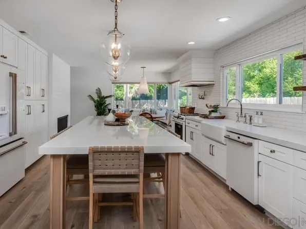 7634 Flag Lake St, San Diego, CA 92119