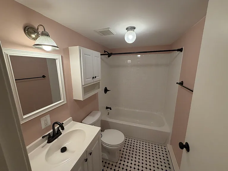 2143 E Sergeant St — Photo 13