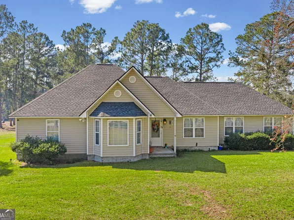83 Shelly Rentz Rd, Hazlehurst, GA 31539