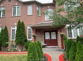 27 Runnymede Cres #BASEMENT, Brampton, ON L6R 0L2