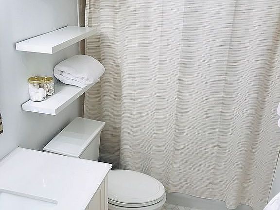 5th image of 222 14th Ave N APT 103