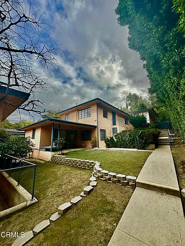 2618 Griffith Park Blvd Photo 1