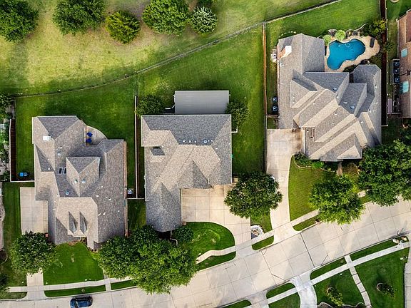 4th image of 4432 Fairway Dr
