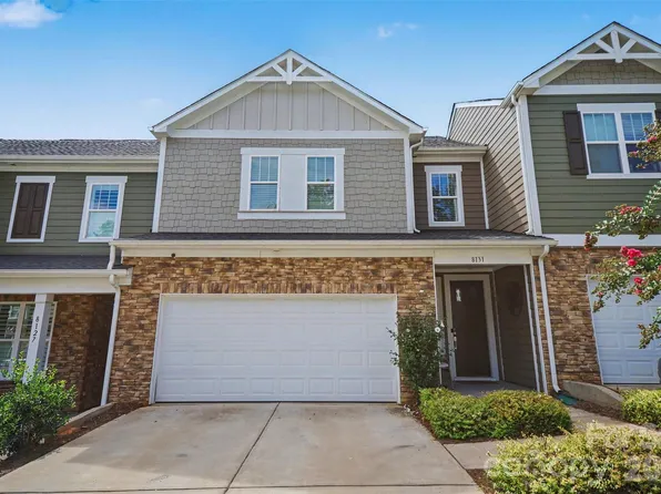 8131 Merryvale Ln, Charlotte, NC 28214