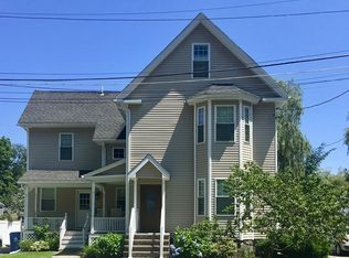 7 Vine St, Wakefield, MA 01880