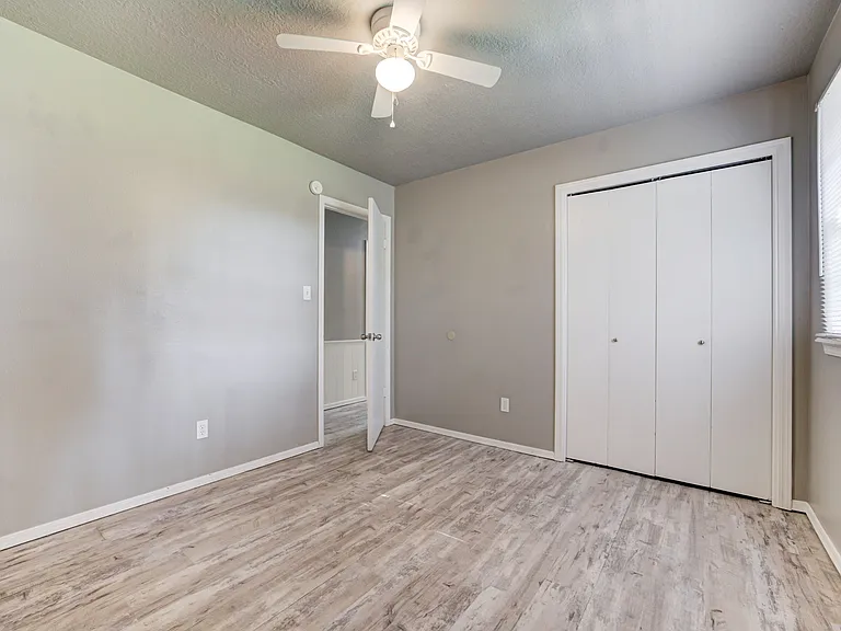 2287 Houston Ave — Photo 30
