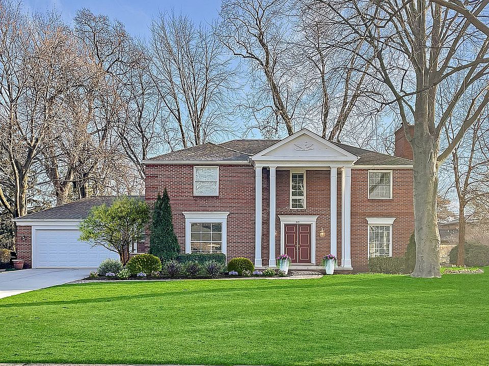 1st image of 60 Stonehurst Rd