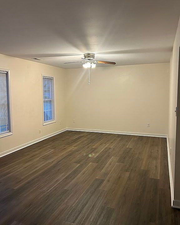 1st image of 3608 Creekwood Dr