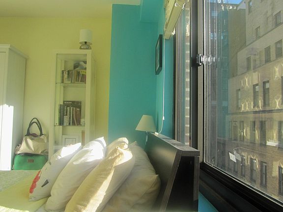 2nd image of 330 W 45th St APT 8B