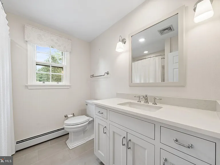 1026 Waltham Rd — Photo 20