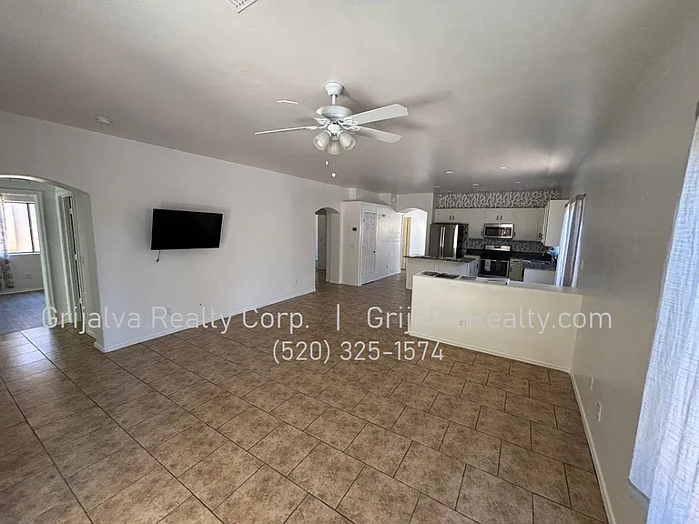 182 E Corte Rancho Dorada — Photo 5