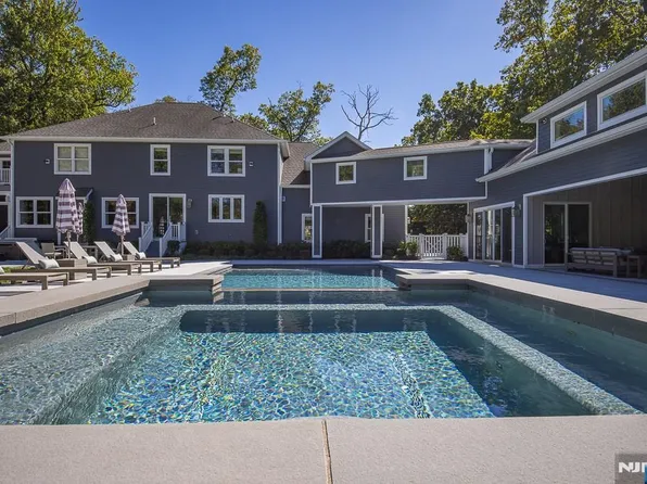 49 North Ave, Montvale, NJ 07645