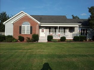 100 Marlin Ln, Pikeville, NC 27863