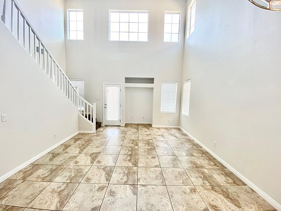 2nd image of 8262 Settlers Inn Ct