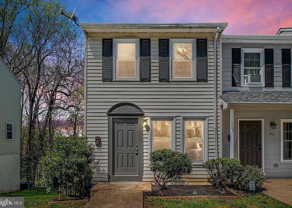 1st image of 215 Harper Dr
