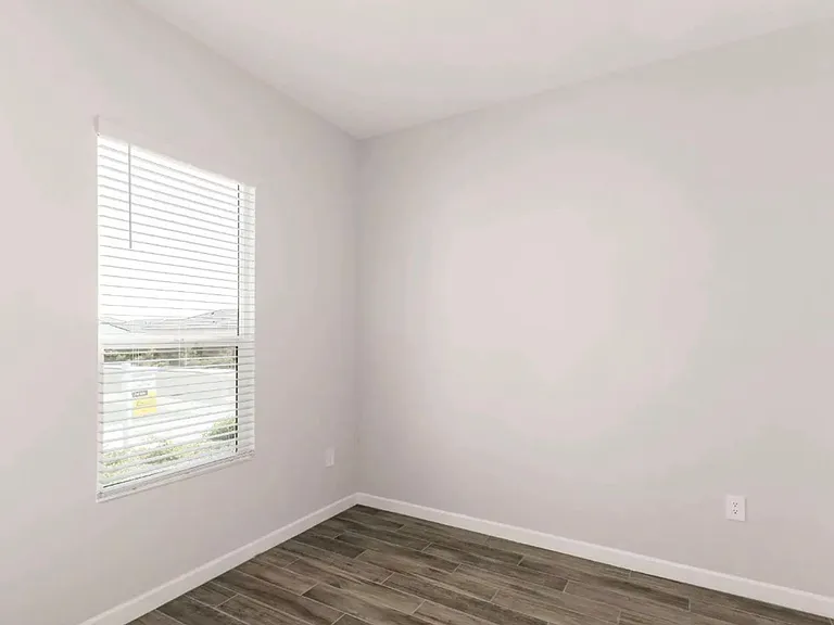 10250 W Adam Ave — Photo 8