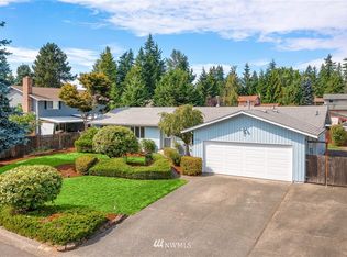 2215 103rd St SE, Everett, WA 98208