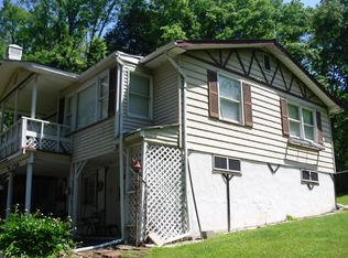 30 Walnut Rd, Columbia, NJ 07832