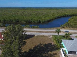 4105 Surfside Blvd, Cape Coral, FL 33914