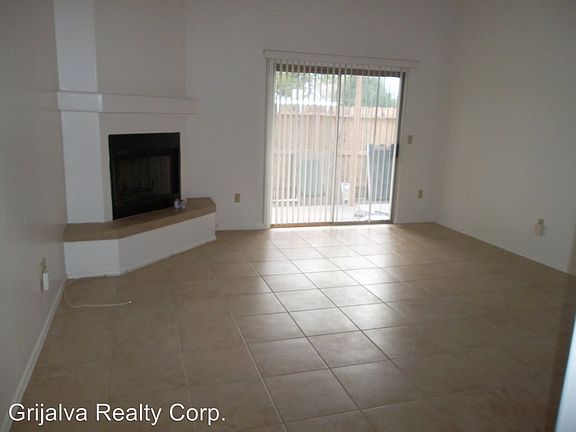 4th image of 1402 E Elm St #2
