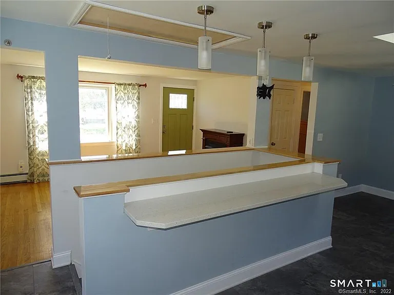 15 Bayshore Dr — Photo 9