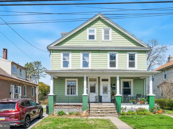 824 Martin Ave, Bryn Mawr, PA 19010