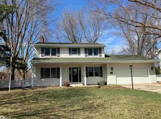 408 Orchard Ln, Clear Lake, IA 50428