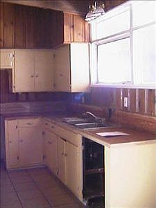 4th image of 1821 Standish Dr