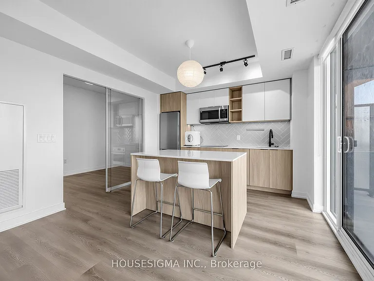 36 Zorra St #1907 — Photo 10