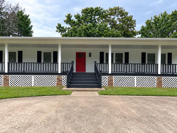 160 Springdale Rd, Carrollton, GA 30116