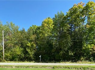 343 1st St, Lake Milton, OH 44429