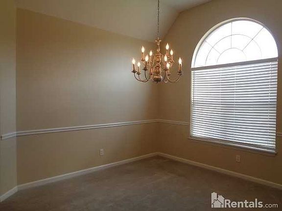 3rd image of 9316 Fairmont Cir S
