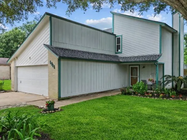 4514 Albatross Dr, Seabrook, TX 77586