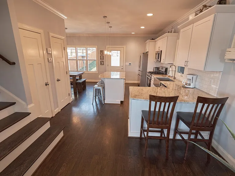 4510 Michigan Ave — Photo 6