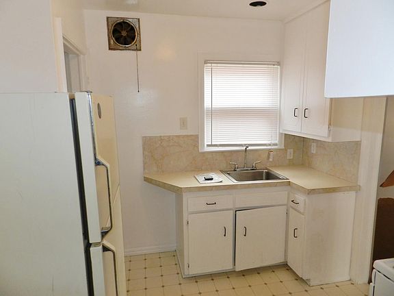 2nd image of 9976 Farley Ave