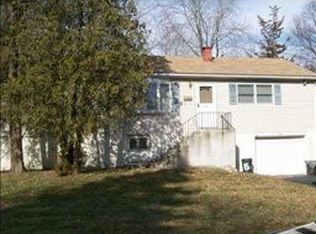 15 Adele Rd, West Nyack, NY 10994