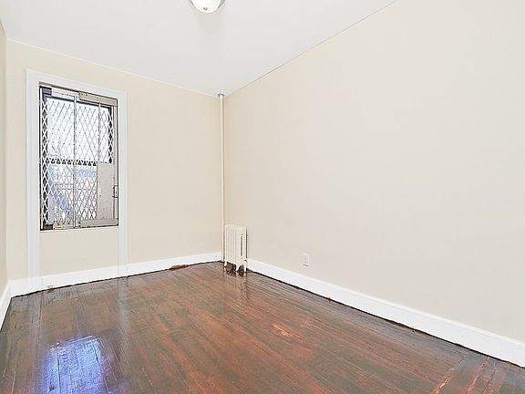 5th image of 565 W 139th St #44AA