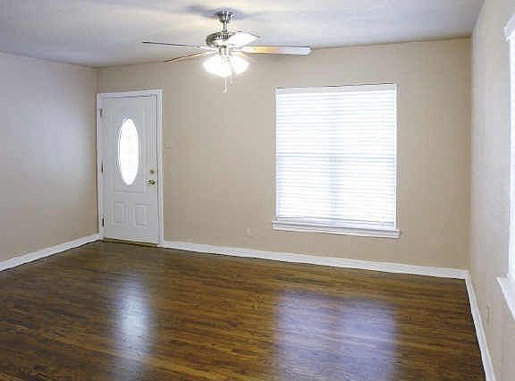 4th image of 1533 Nash St